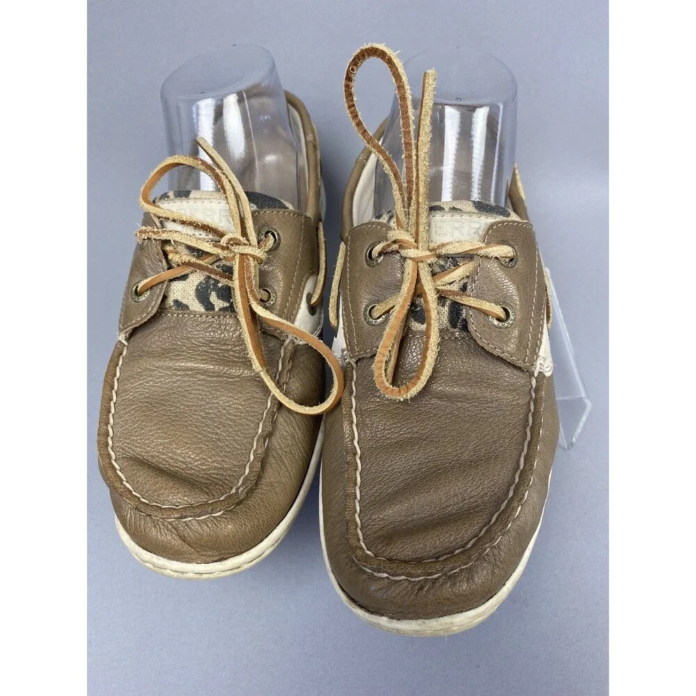 Sperry 2 Women’s 8M Eye Boat Shoe Beige Animal Print Leather Upper Loafer